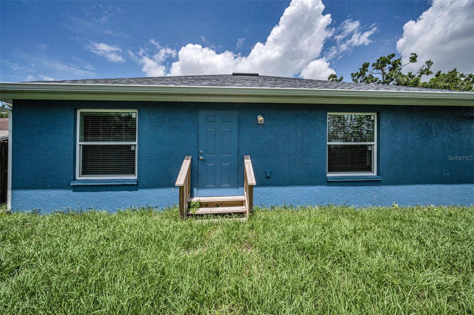 Listing photo id 27 for 2307 47th Street