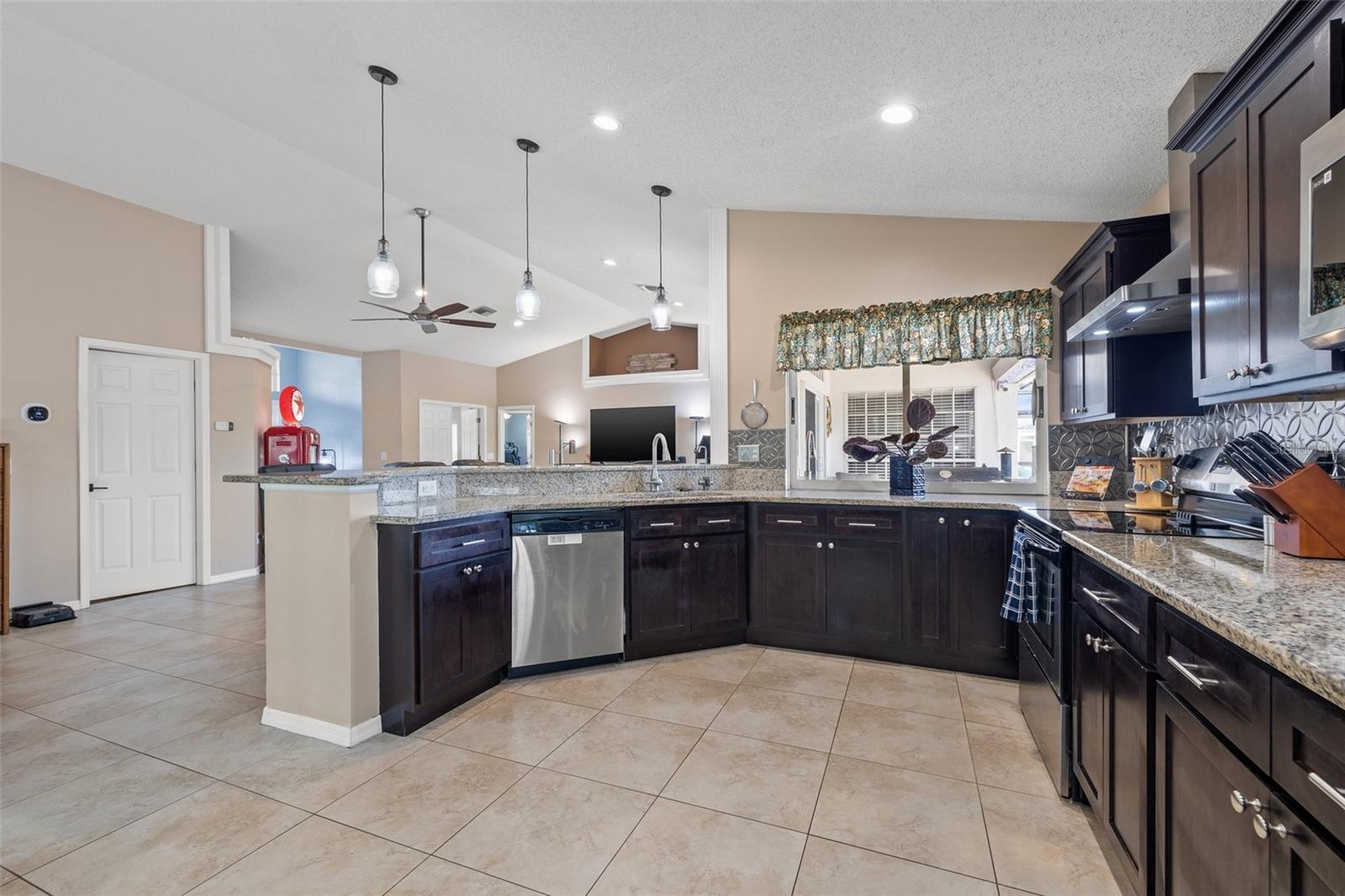 Image 11 of 42 For 8441 Danbury Lane