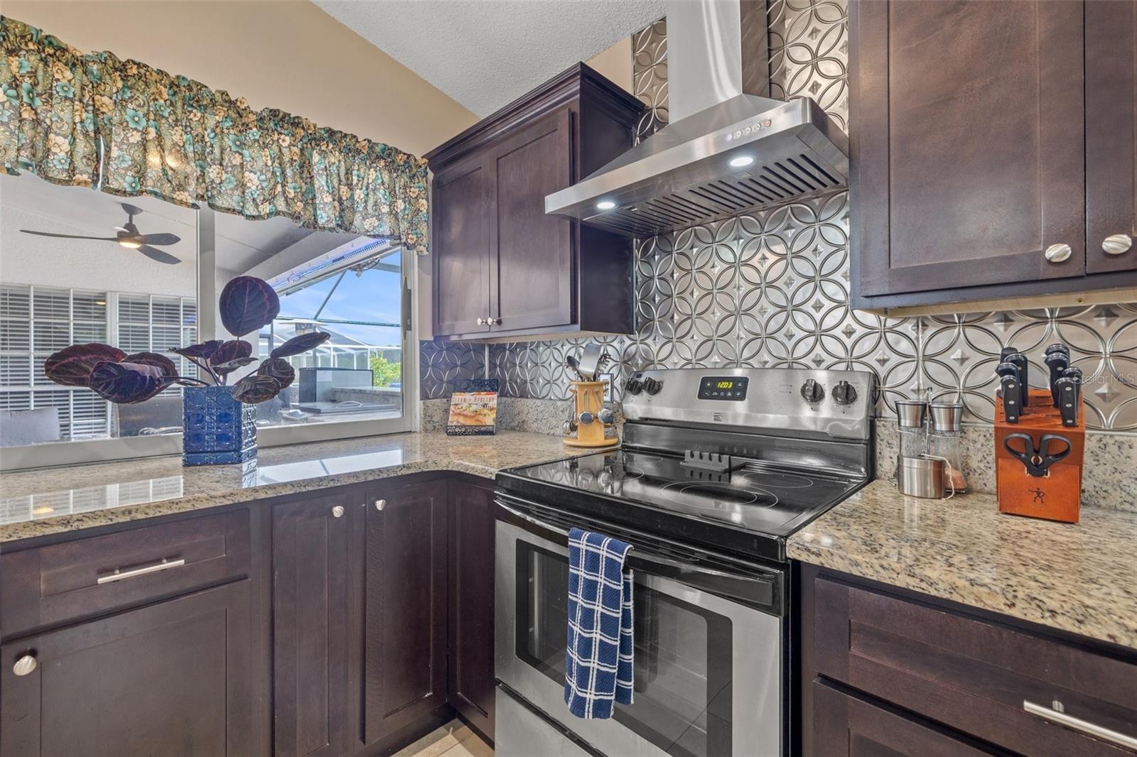 Image 13 of 42 For 8441 Danbury Lane