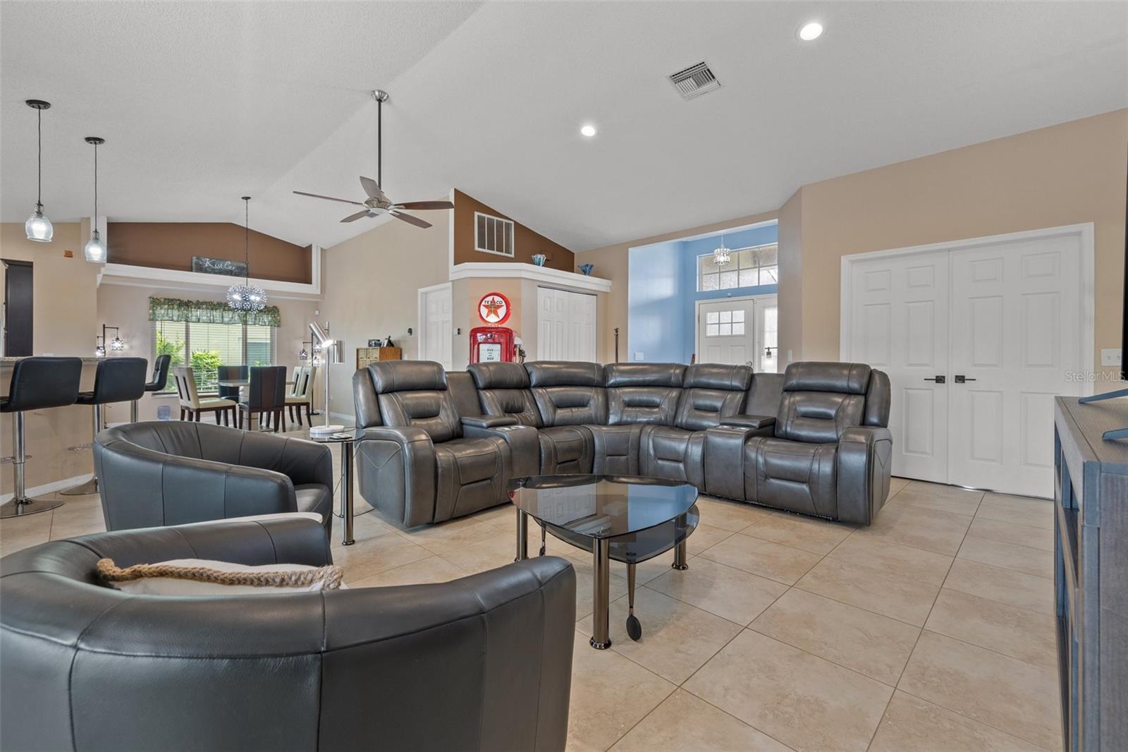 Image 15 of 42 For 8441 Danbury Lane
