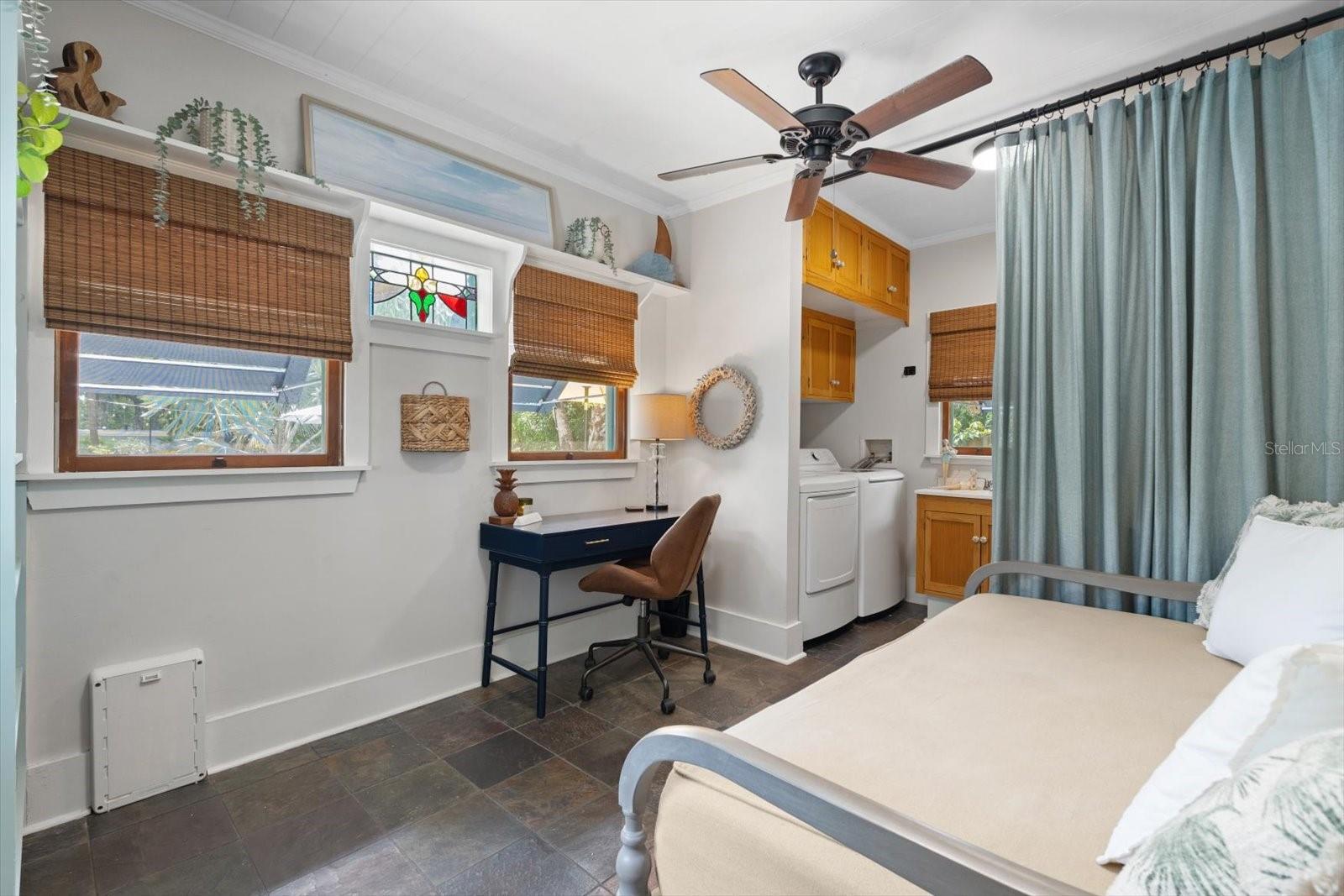 Image 22 of 54 For 111 29th Street W