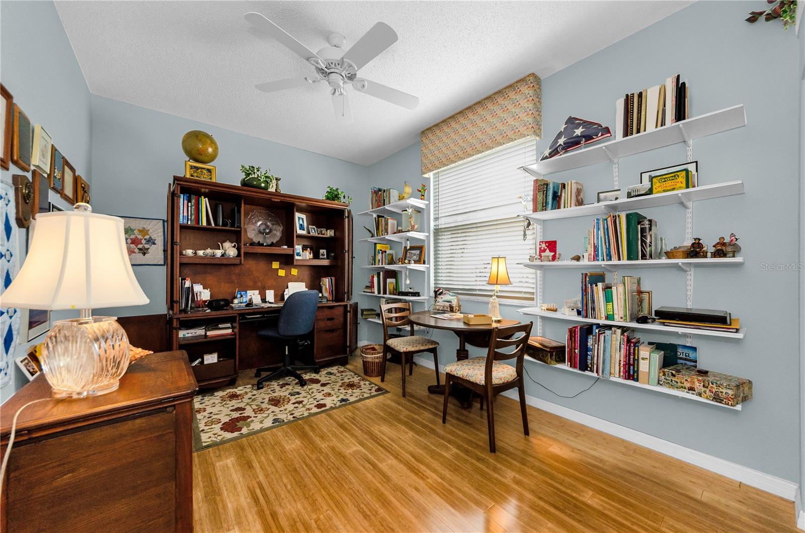Image 40 of 58 For 1051 Glynwood Pl