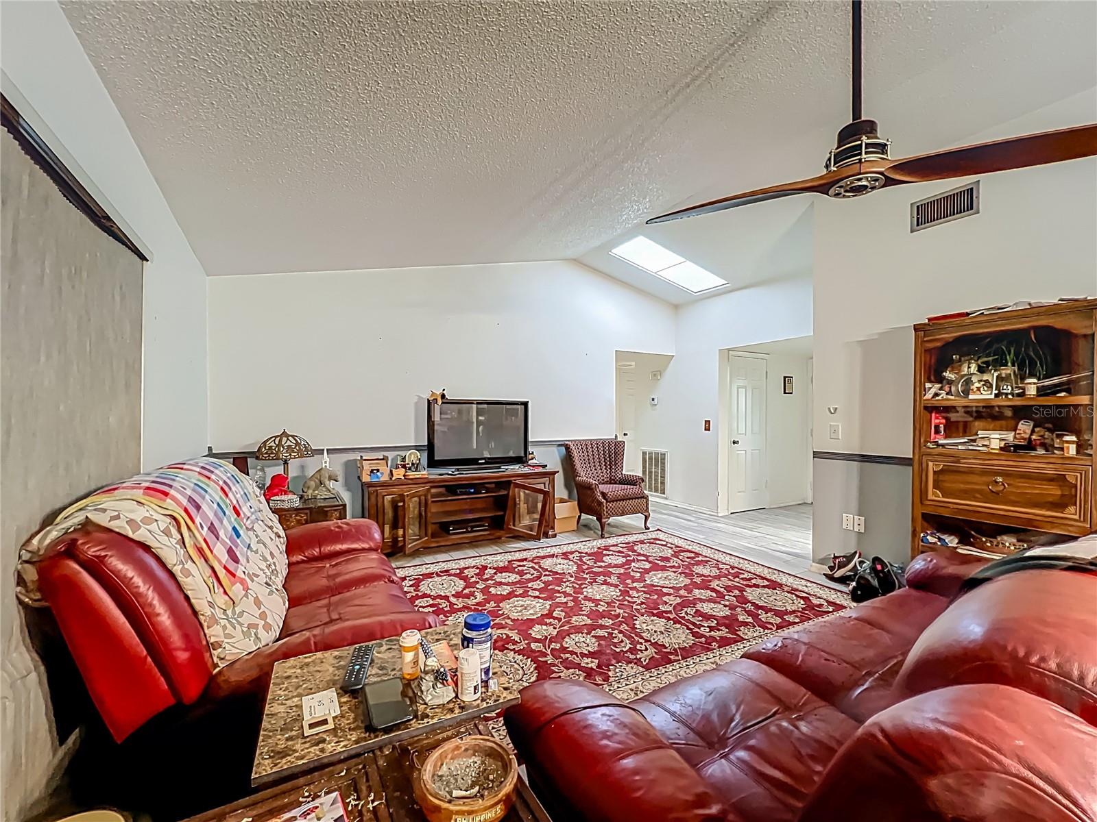 Image 13 of 27 For 6901 Arbor Oaks Court