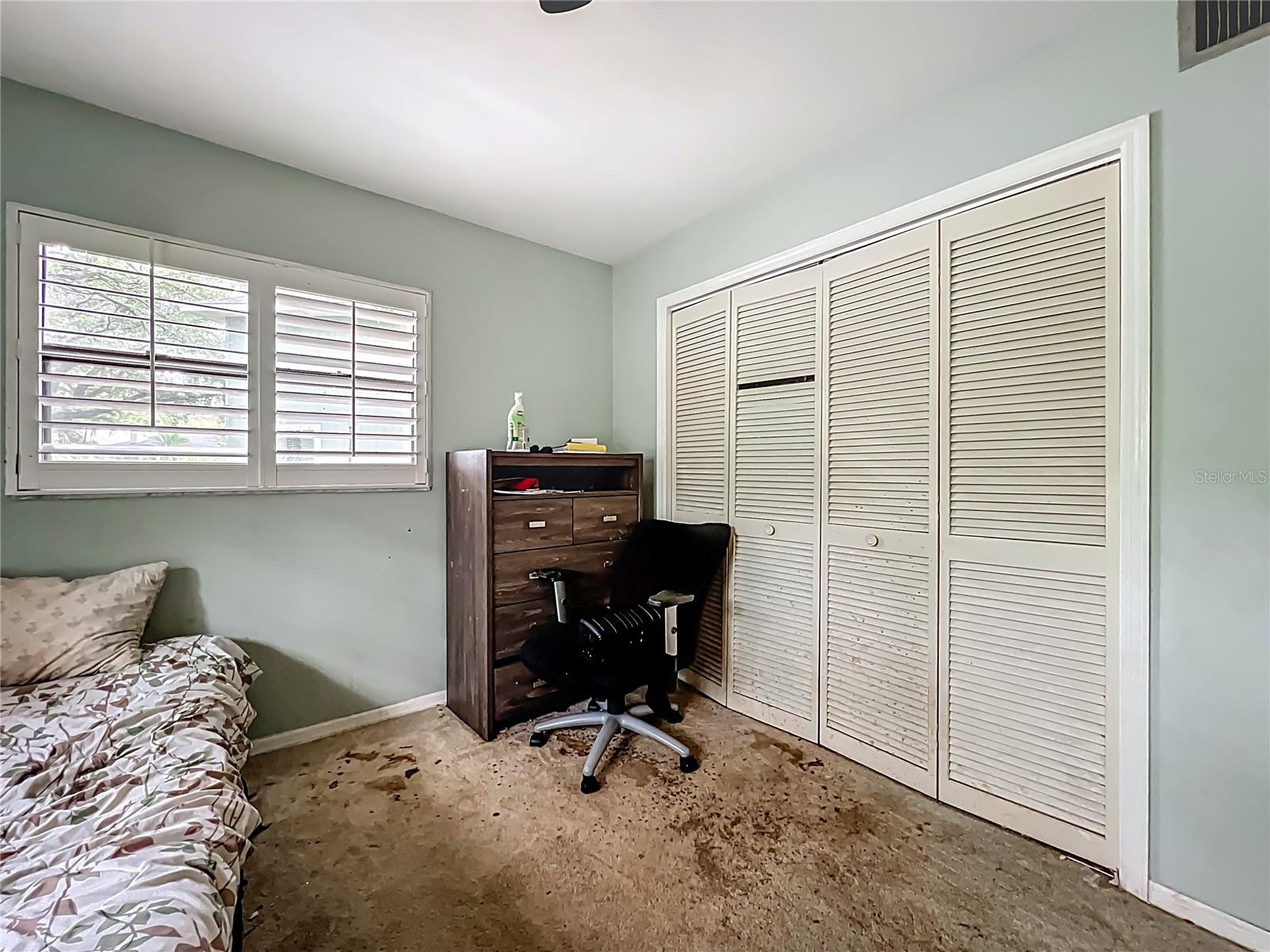 Image 17 of 27 For 6901 Arbor Oaks Court