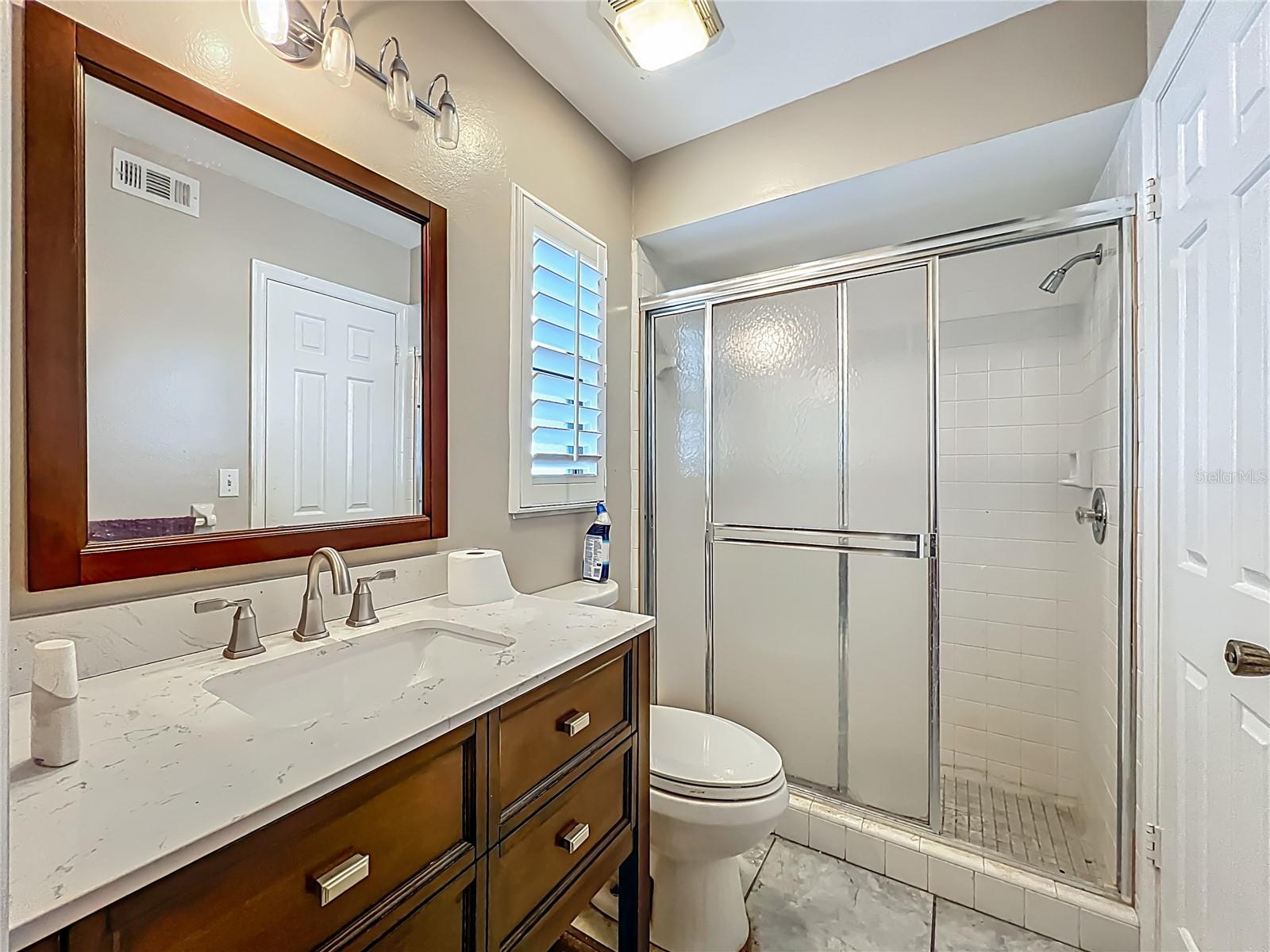 Image 20 of 27 For 6901 Arbor Oaks Court