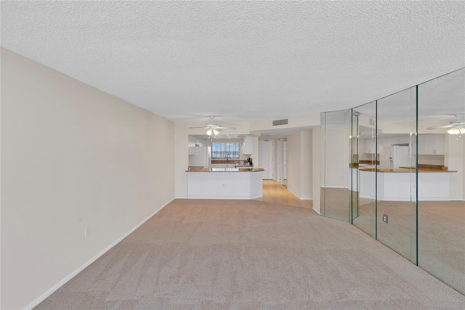 Image 11 of 34 For 1290 Gulf Boulevard 1807