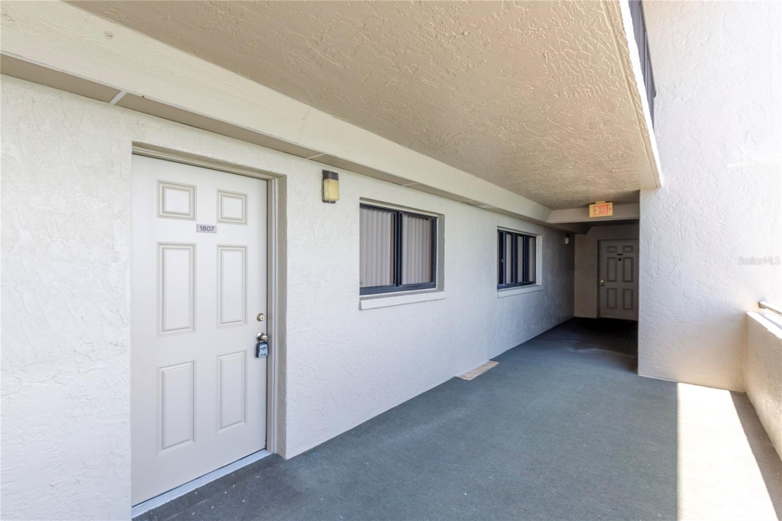 Image 28 of 34 For 1290 Gulf Boulevard 1807