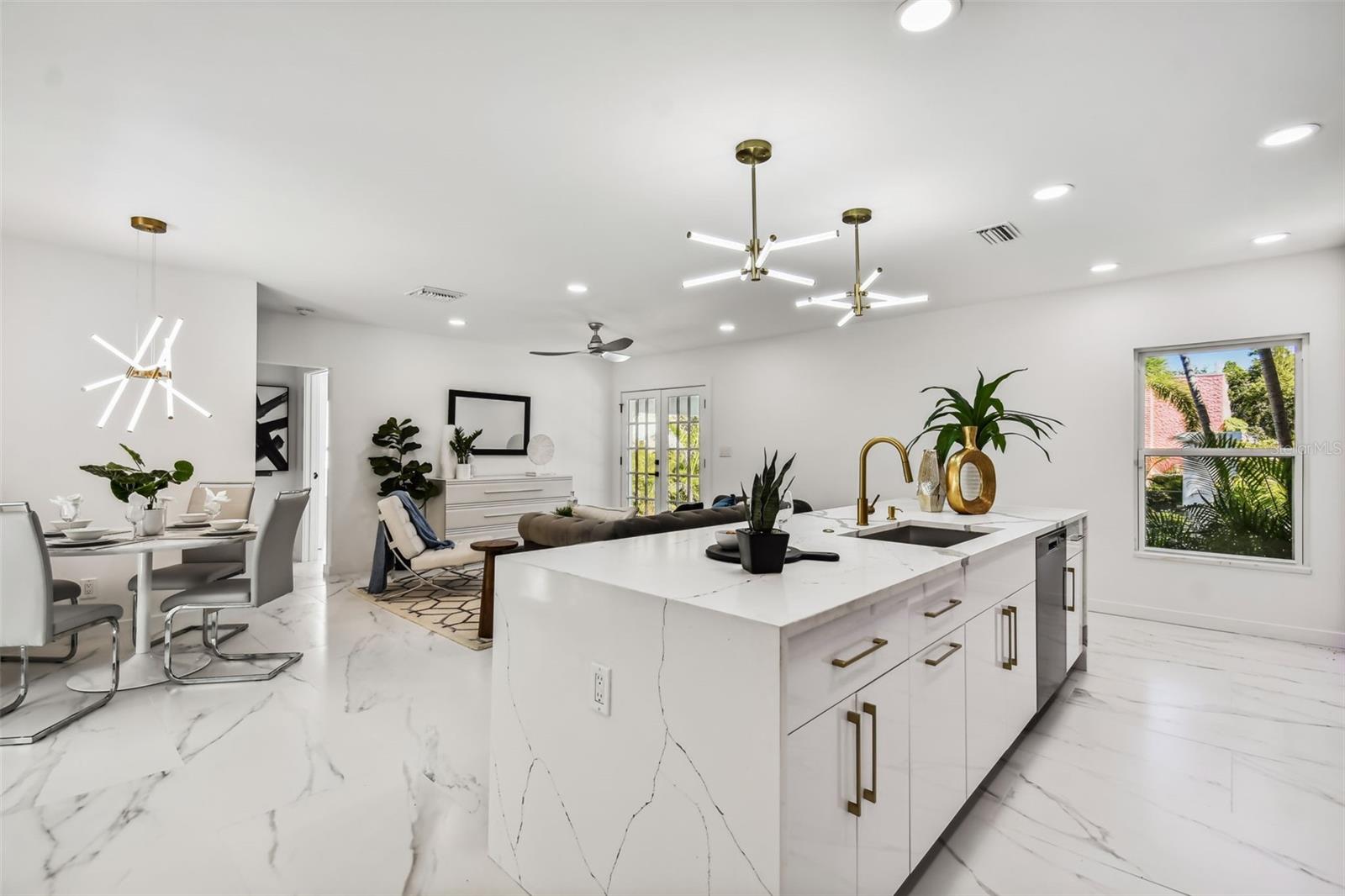 Image 20 of 46 For 110 28th Avenue N A