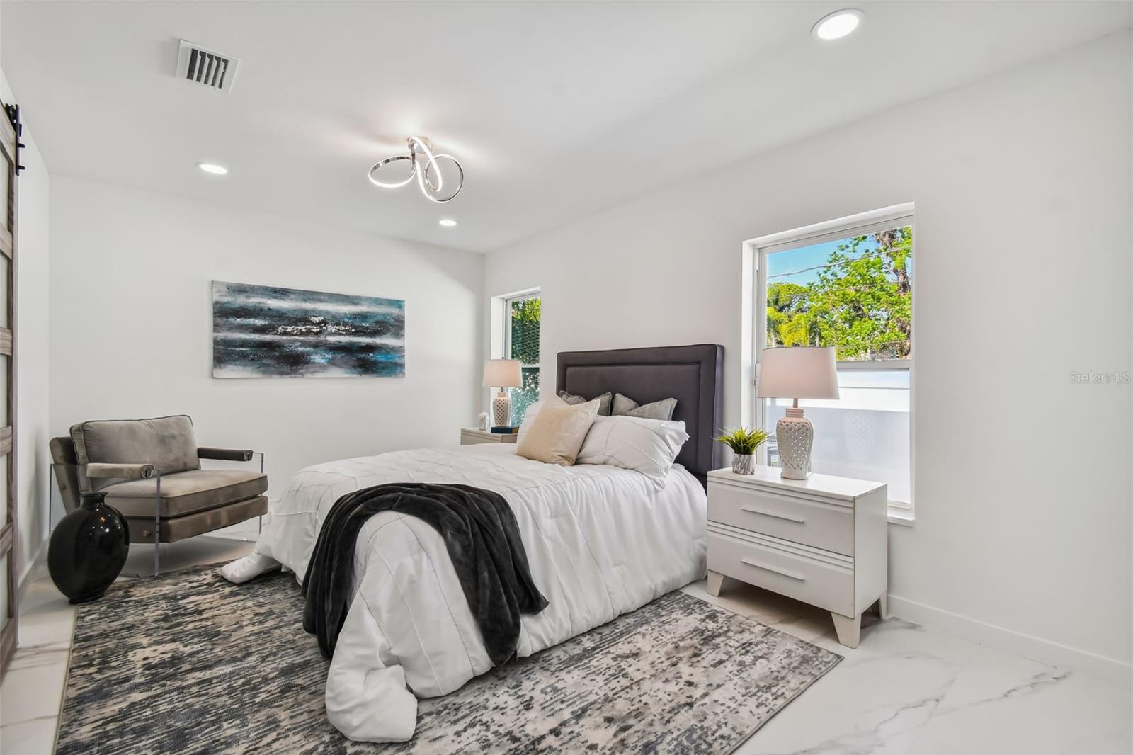 Image 30 of 46 For 110 28th Avenue N A