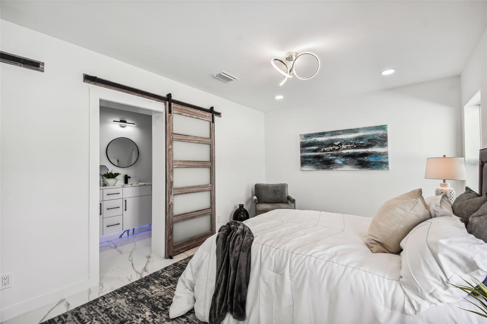 Image 31 of 46 For 110 28th Avenue N A