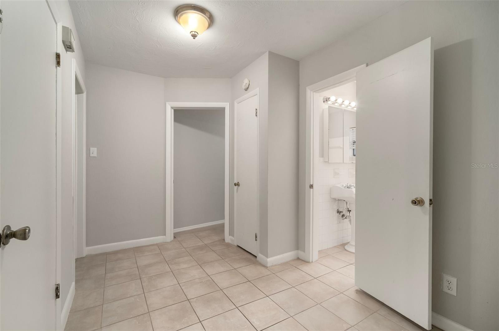 Image 13 of 34 For 1217 Terrace Drive