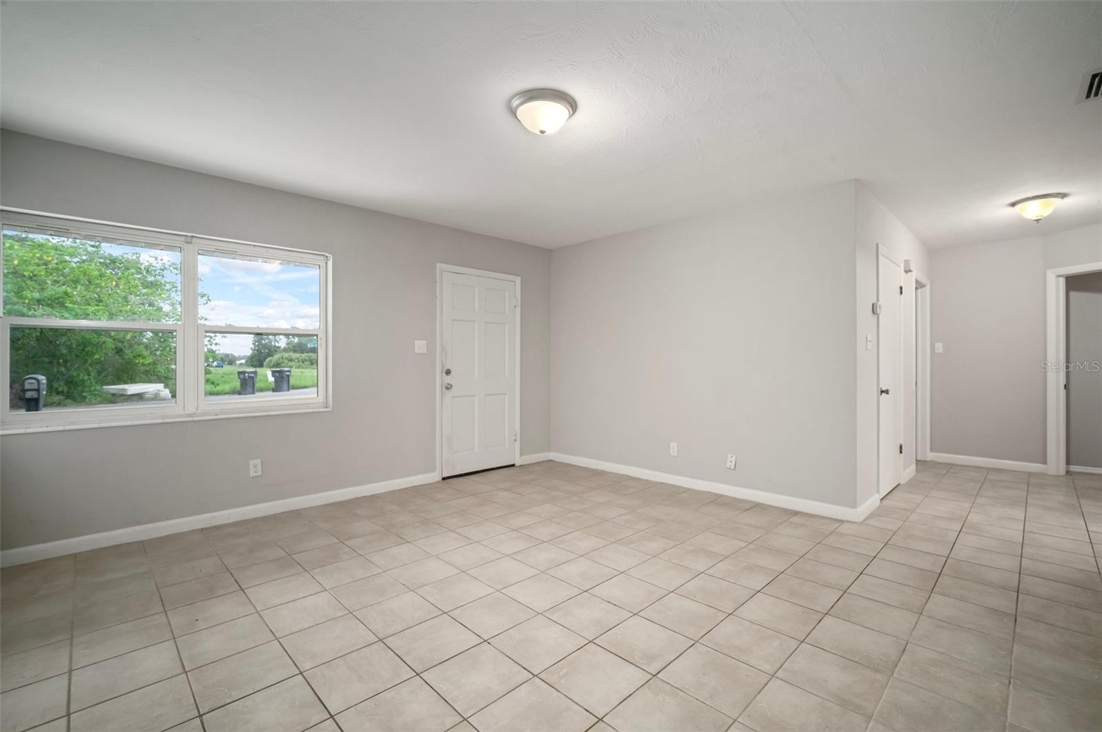 Image 4 of 34 For 1217 Terrace Drive