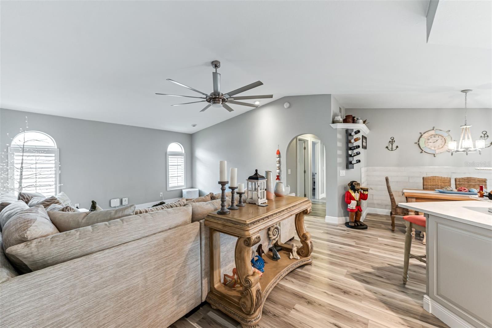 Image 22 of 40 For 2812 29th Avenue