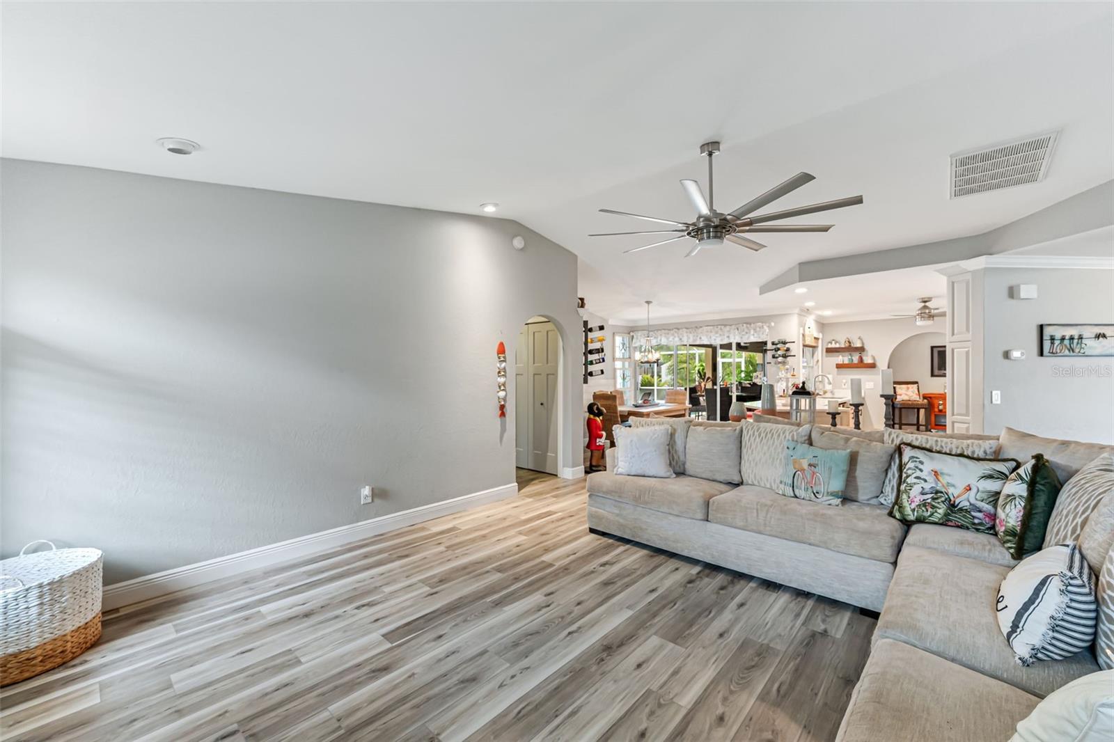 Image 24 of 40 For 2812 29th Avenue