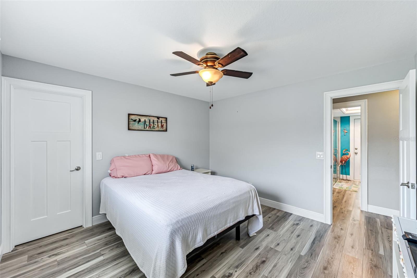 Image 33 of 40 For 2812 29th Avenue