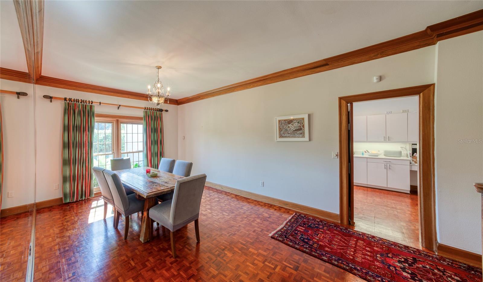Image 12 of 60 For 15612 Howell Park Lane
