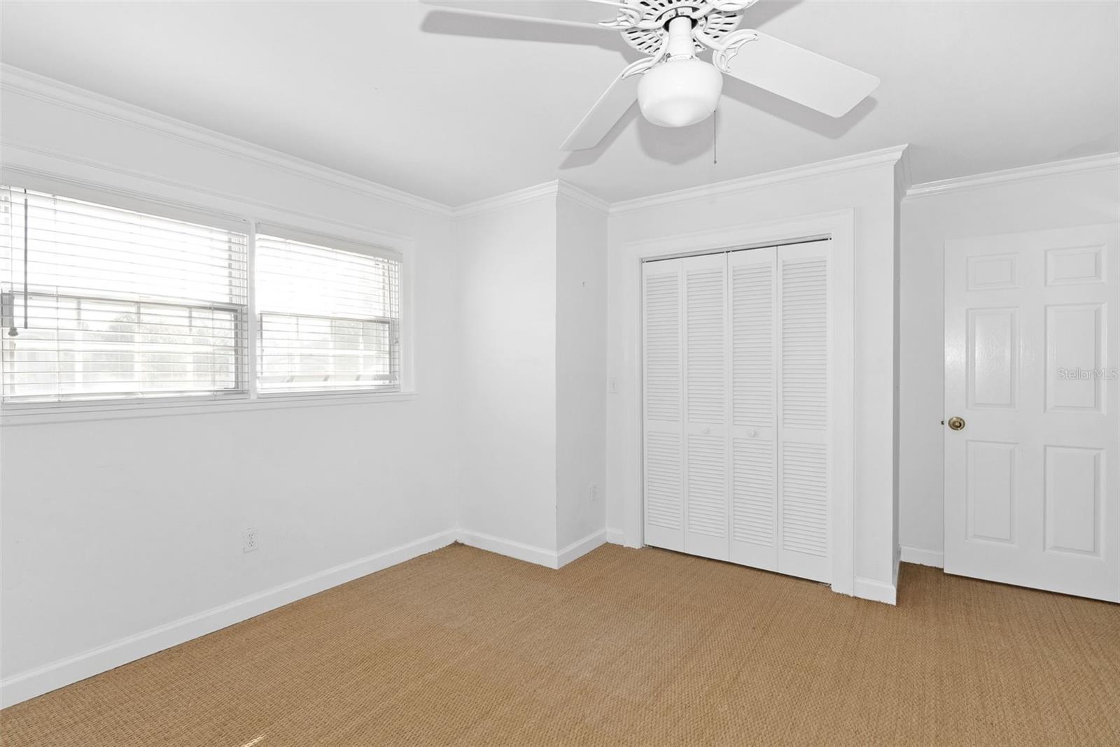 Image 43 of 60 For 15612 Howell Park Lane