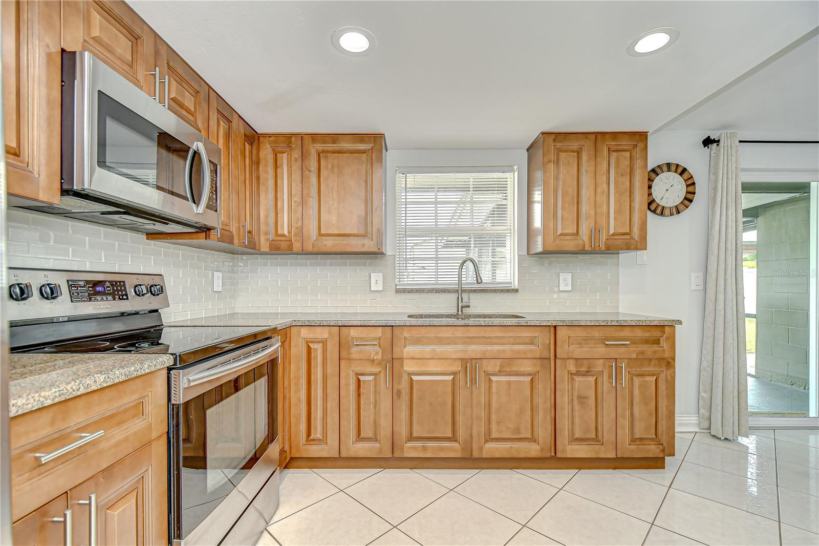 Image 15 of 38 For 6807 Monique Avenue