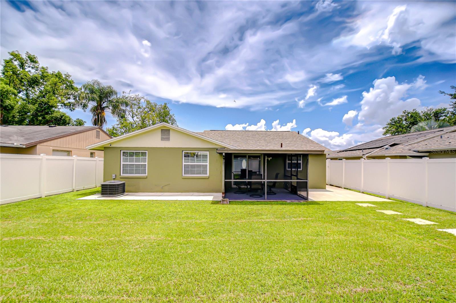 Image 17 of 38 For 6807 Monique Avenue