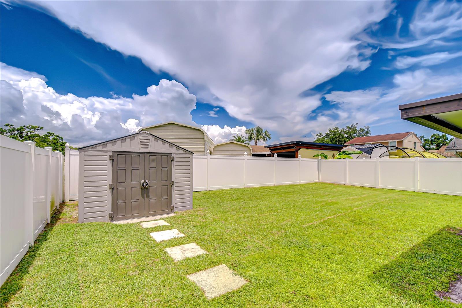 Image 18 of 38 For 6807 Monique Avenue