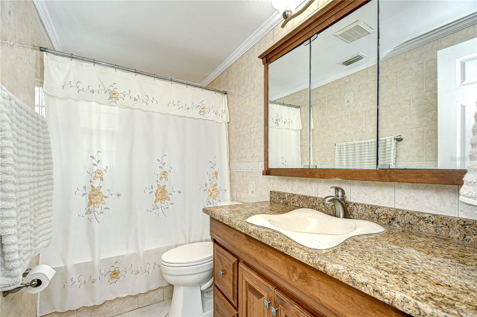 Image 22 of 38 For 6807 Monique Avenue