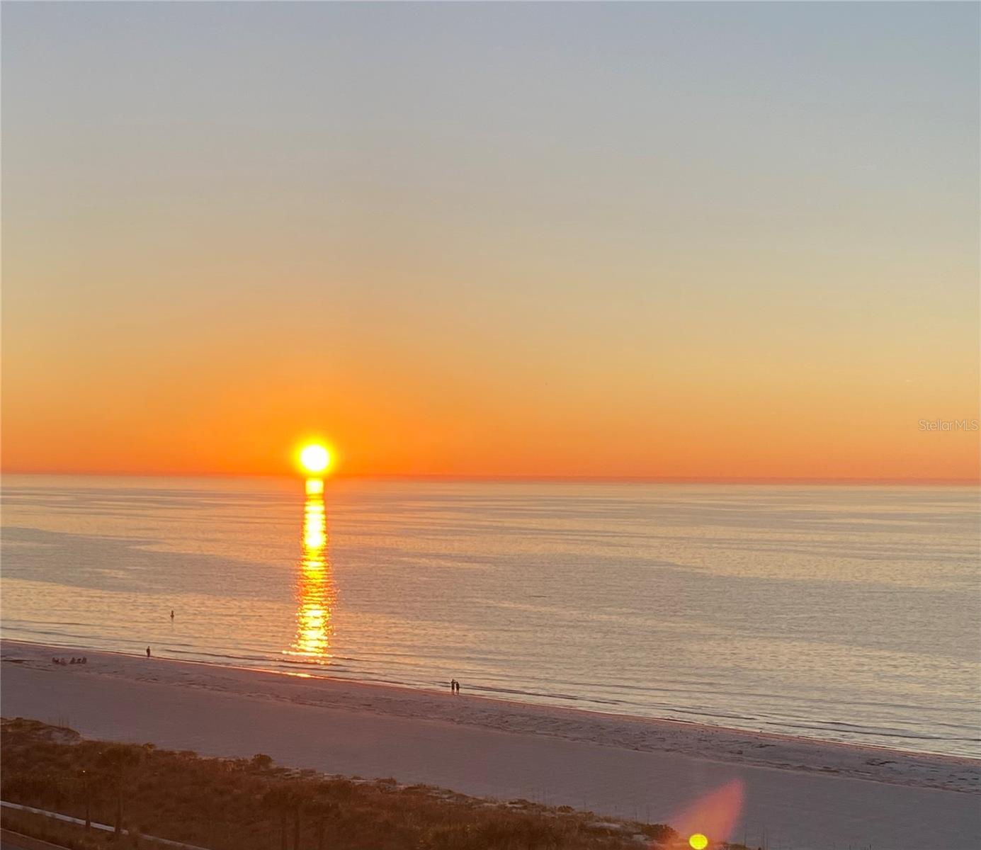Listing photo id 33 for 1380 Gulf Boulevard 805