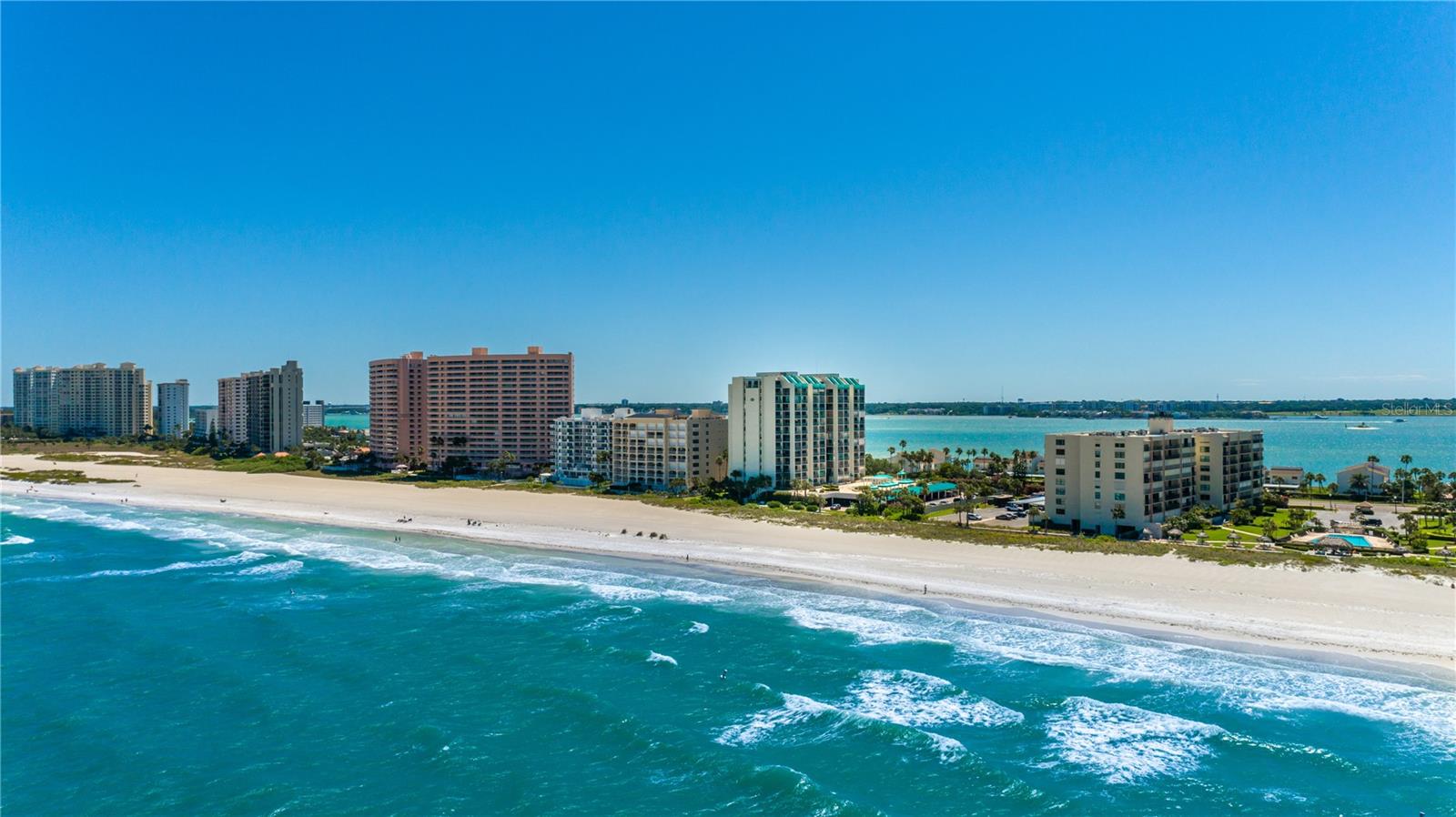 Listing photo id 39 for 1380 Gulf Boulevard 805