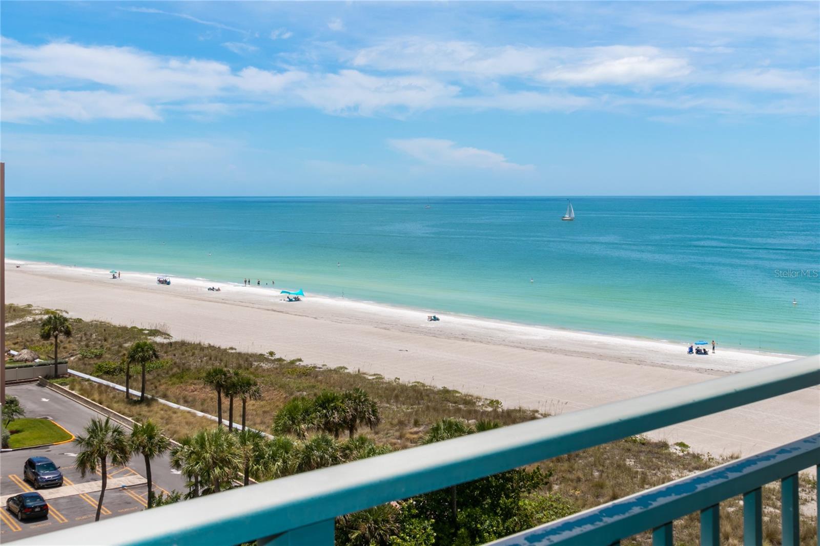 Listing photo id 44 for 1380 Gulf Boulevard 805