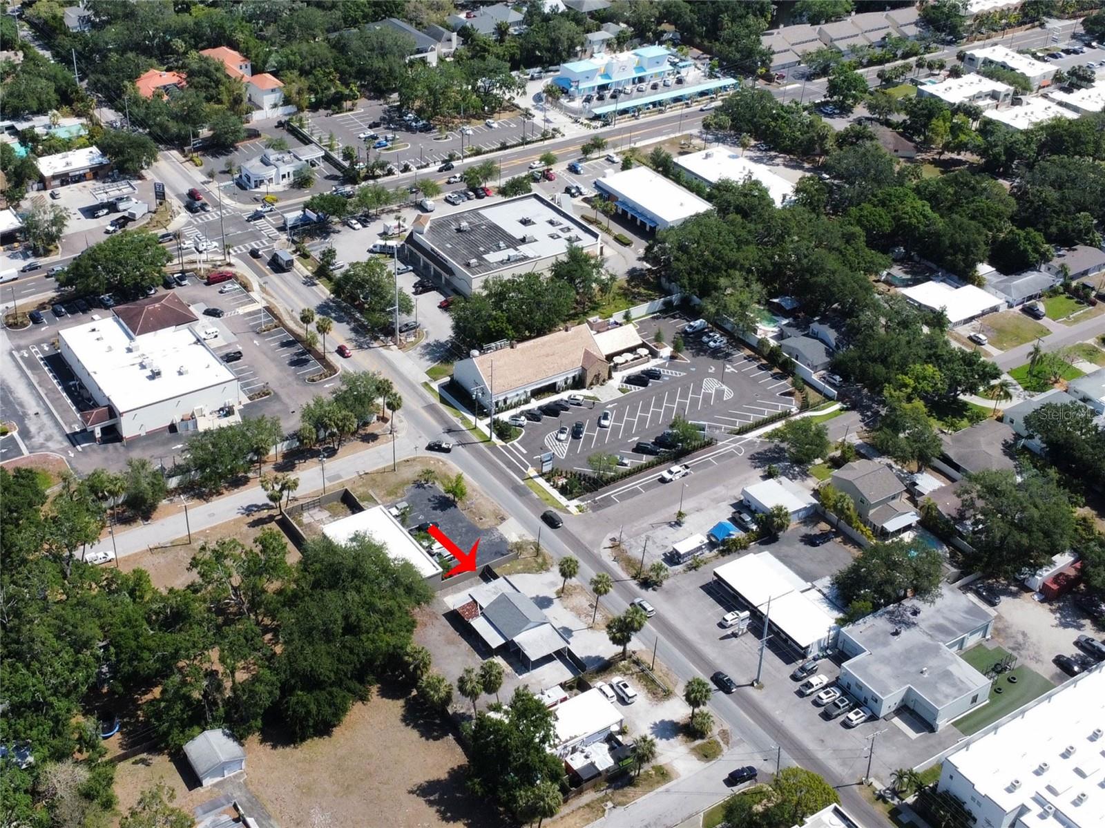 Image 4 of 4 For 5005 Macdill Avenue