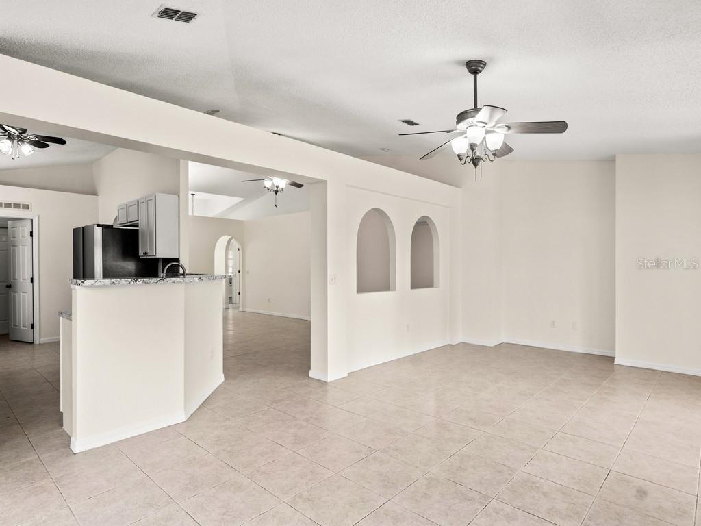 Image 12 of 59 For 1253 25th Terrace Sw