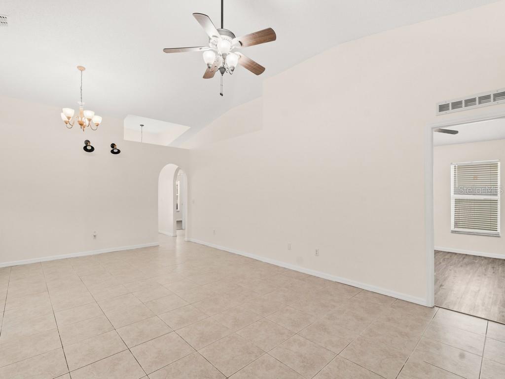 Image 5 of 59 For 1253 25th Terrace Sw