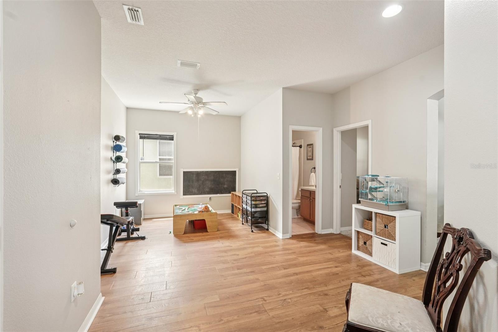 Image 16 of 36 For 10905 Wildcat Drive