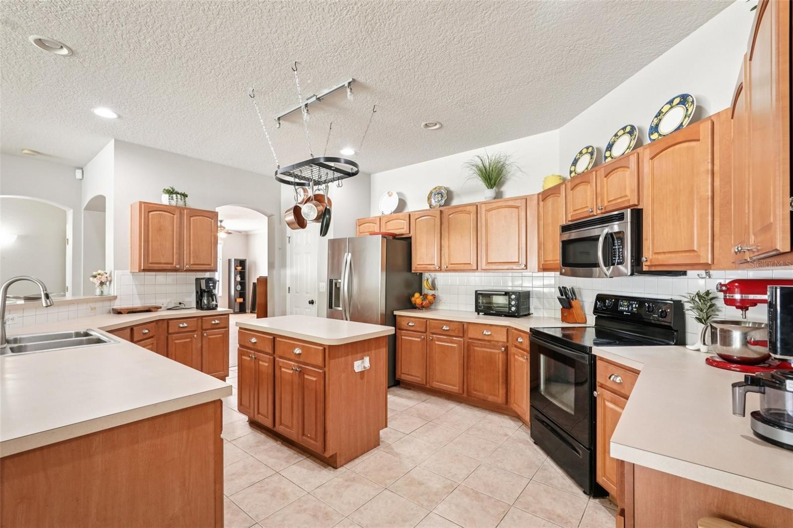 Image 8 of 36 For 10905 Wildcat Drive