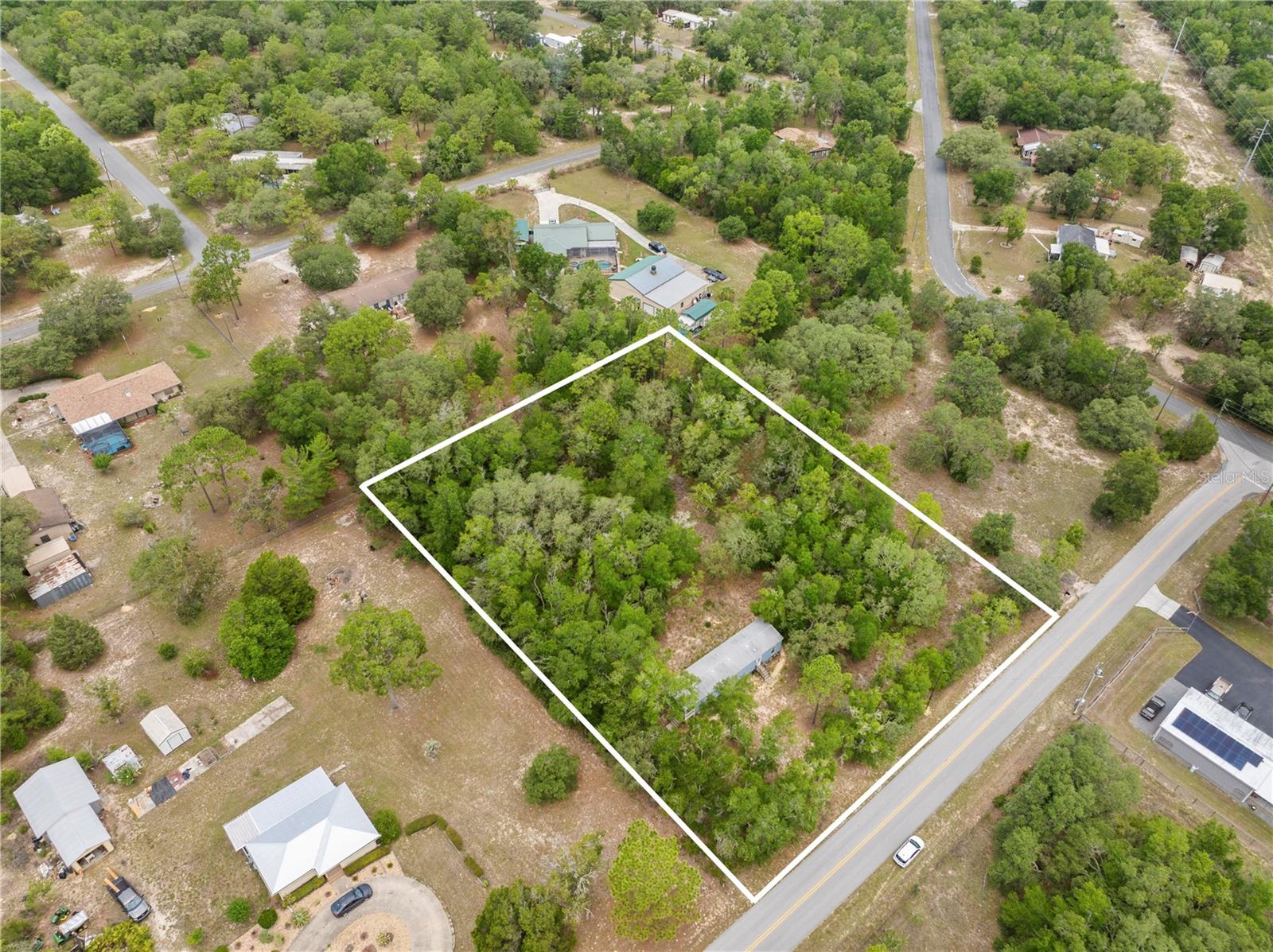 Listing photo id 36 for 4724 Forest Lake Drive