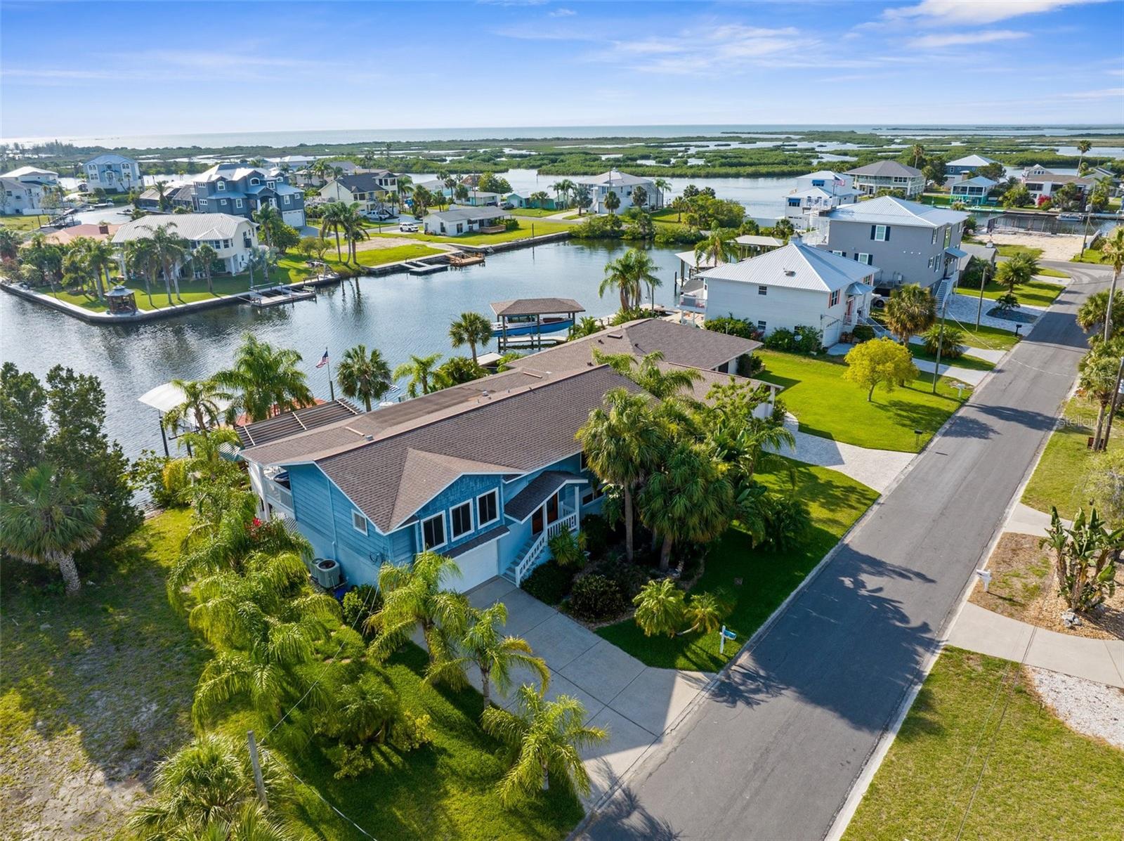 Image 34 of 59 For 4523 Gulfstream Drive