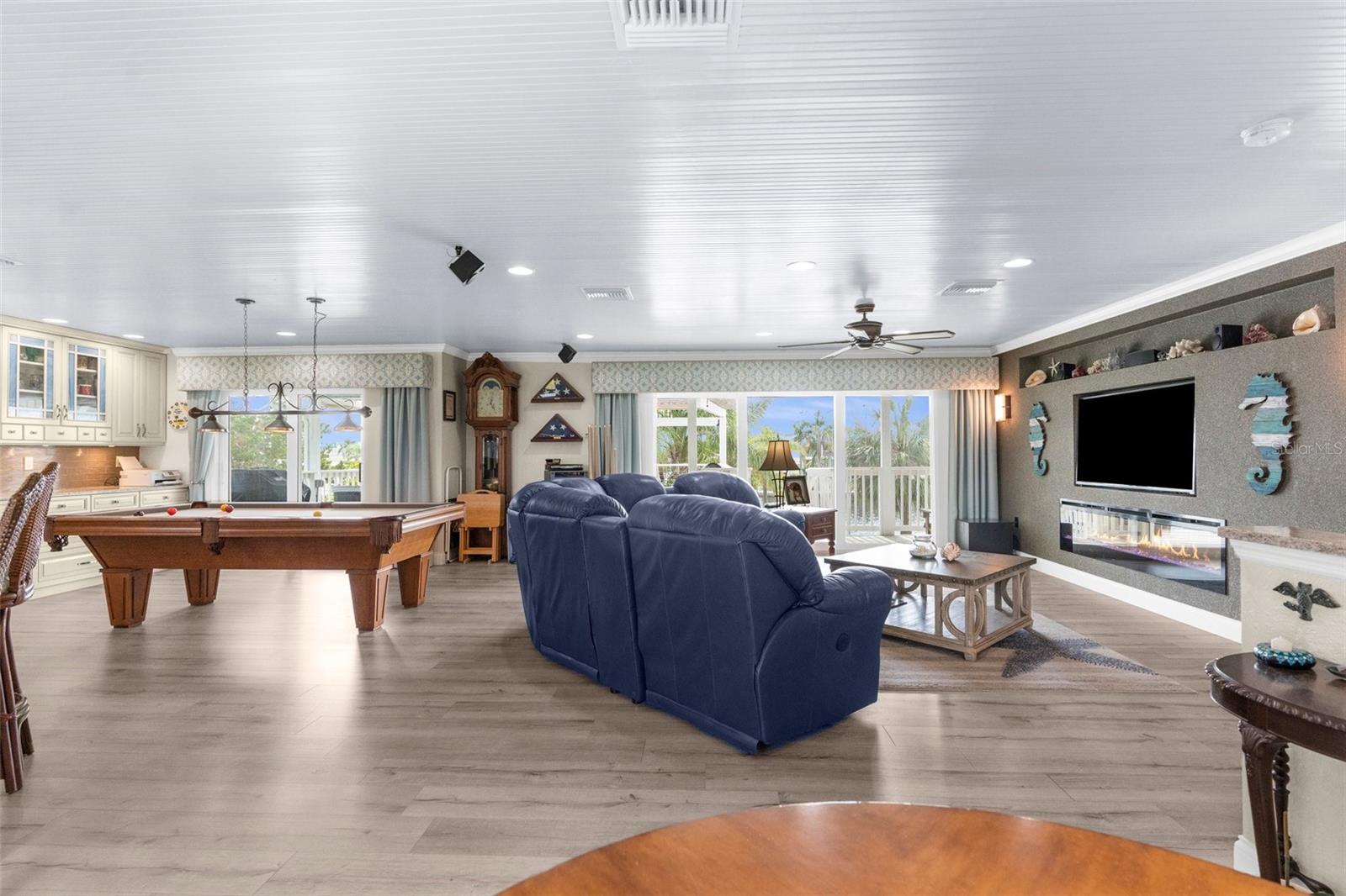 Image 45 of 59 For 4523 Gulfstream Drive