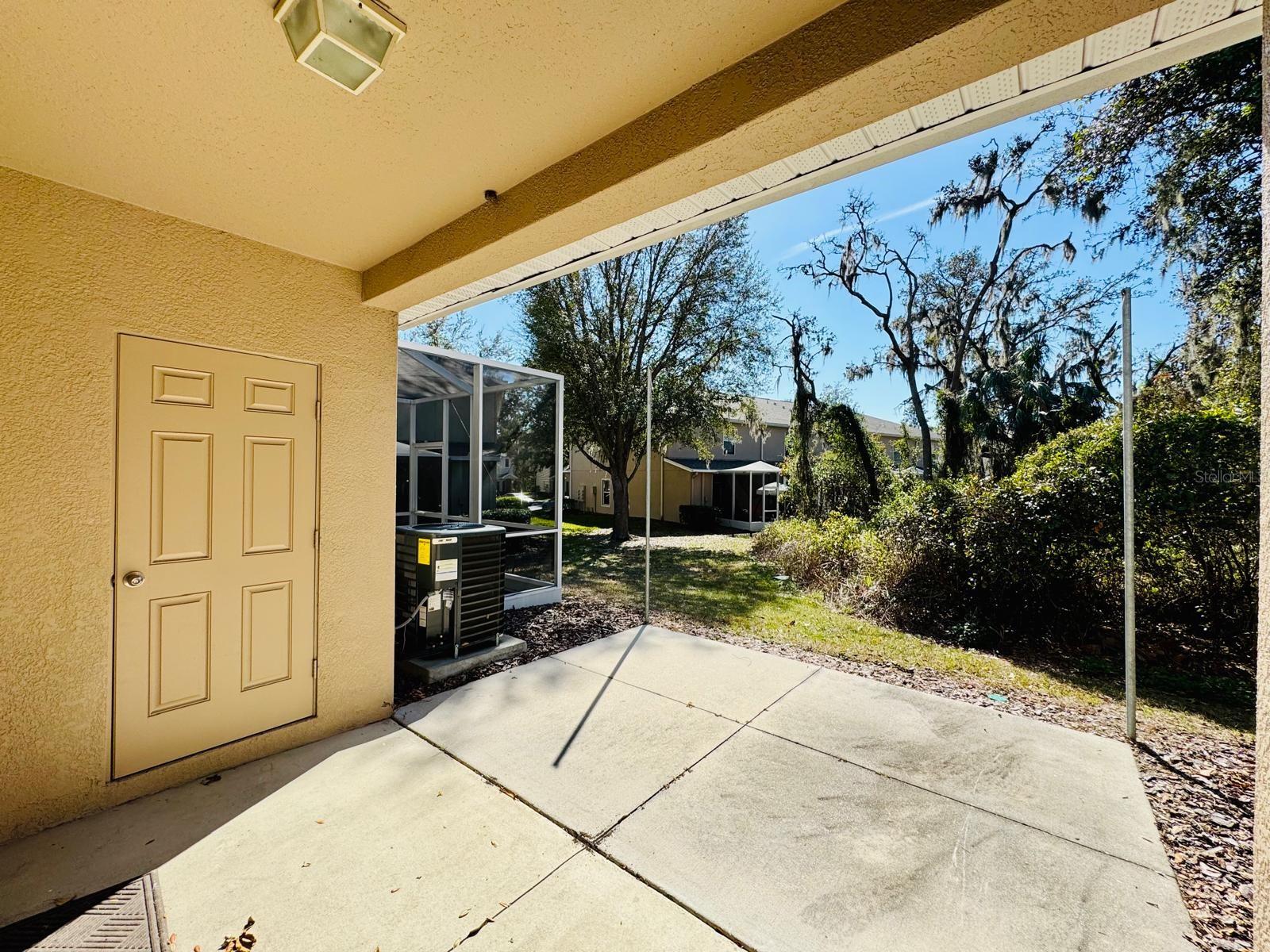Image 3 of 22 For 15833 Fishhawk Falls Drive