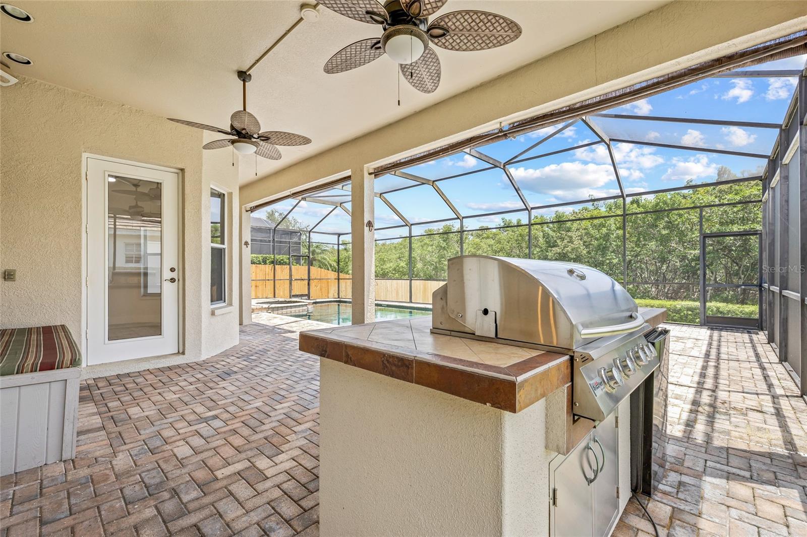 Image 4 of 67 For 1191 Darlington Oak Drive Ne