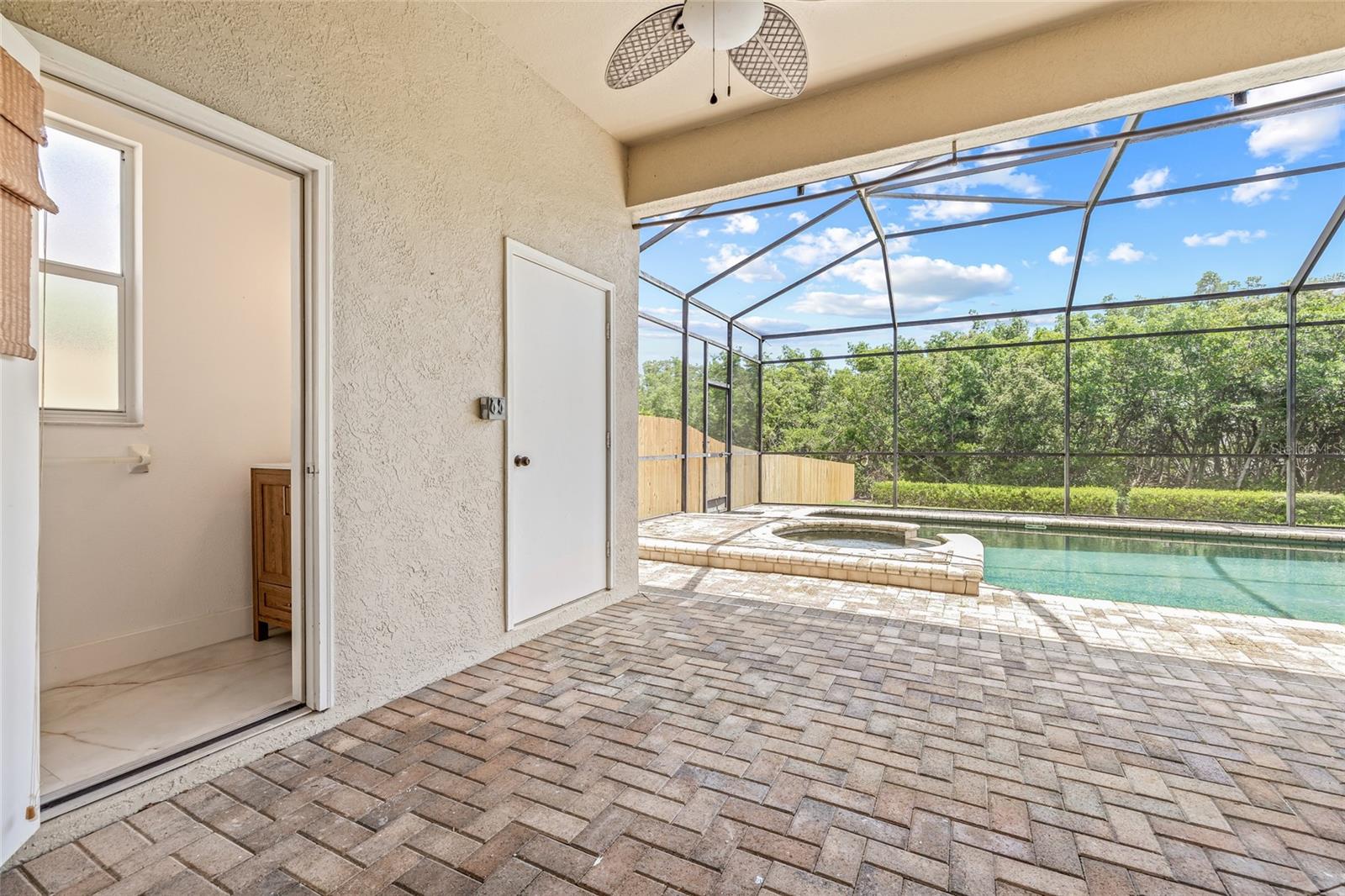Image 48 of 67 For 1191 Darlington Oak Drive Ne