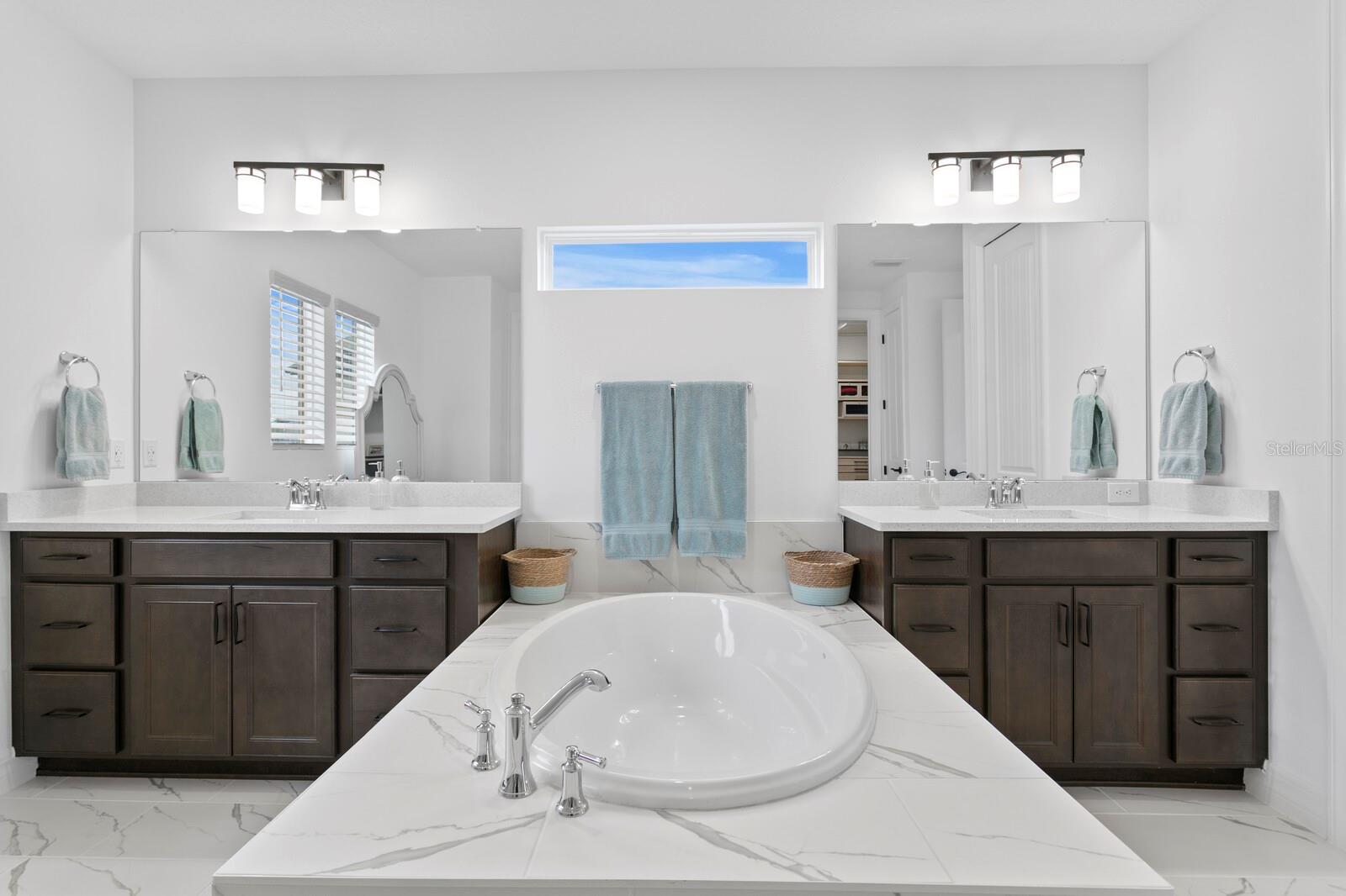 Image 33 of 71 For 3559 Maple Bay Lane