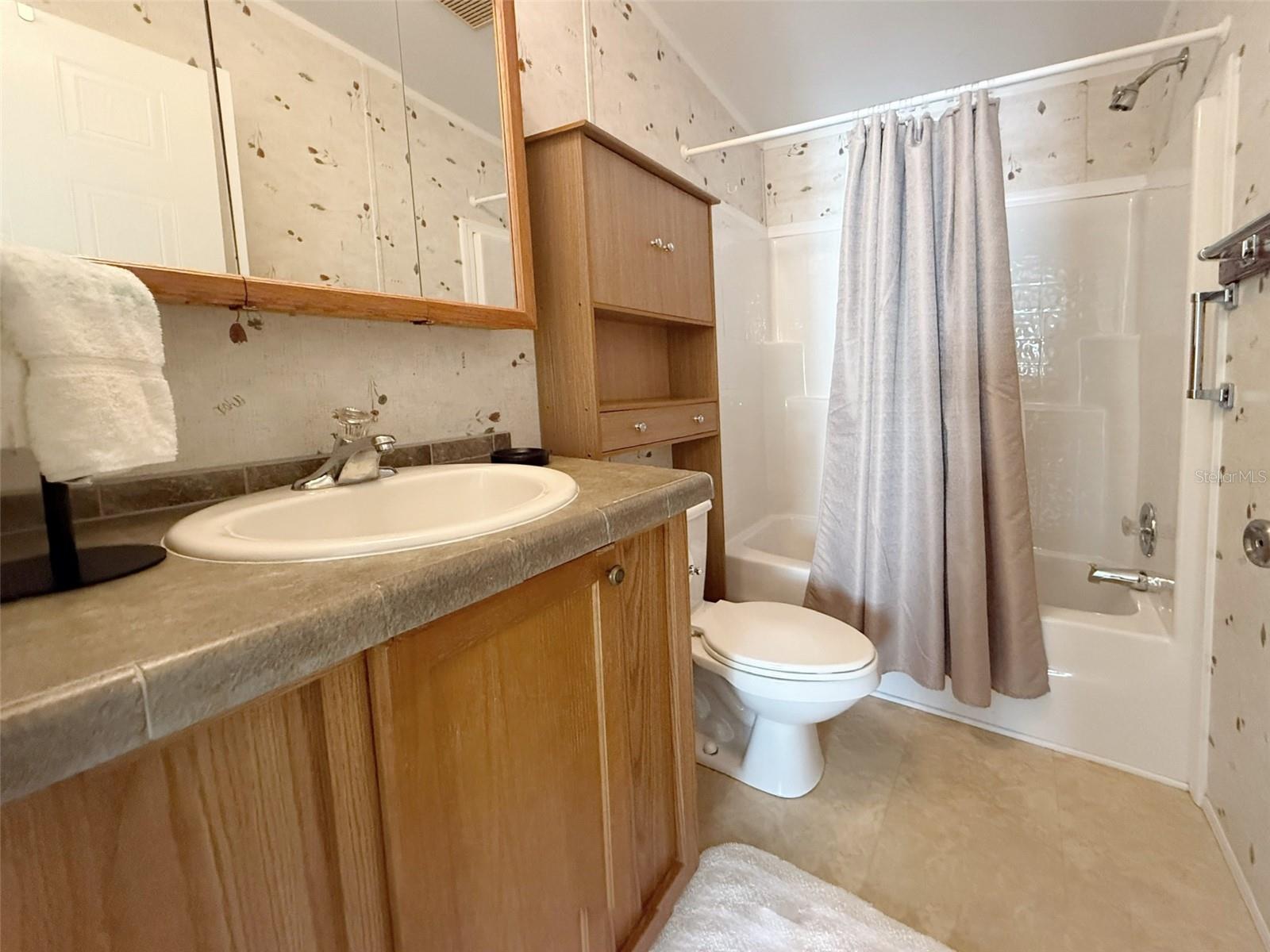 Image 18 of 33 For 250 Port Royal Lane