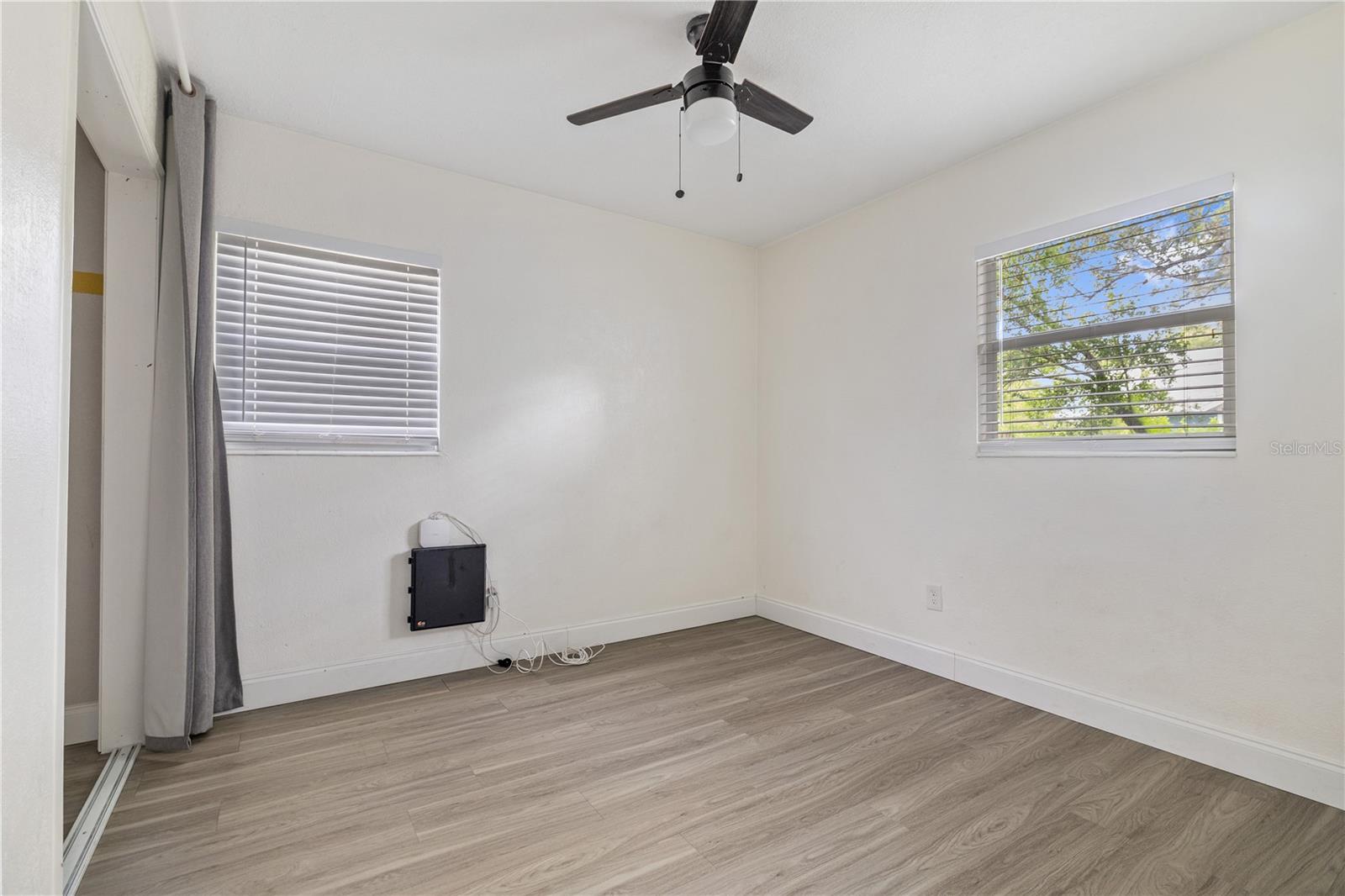 Image 13 of 23 For 2204 Idlewild Avenue