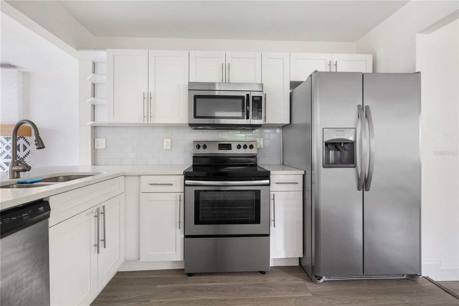 Image 7 of 23 For 2204 Idlewild Avenue