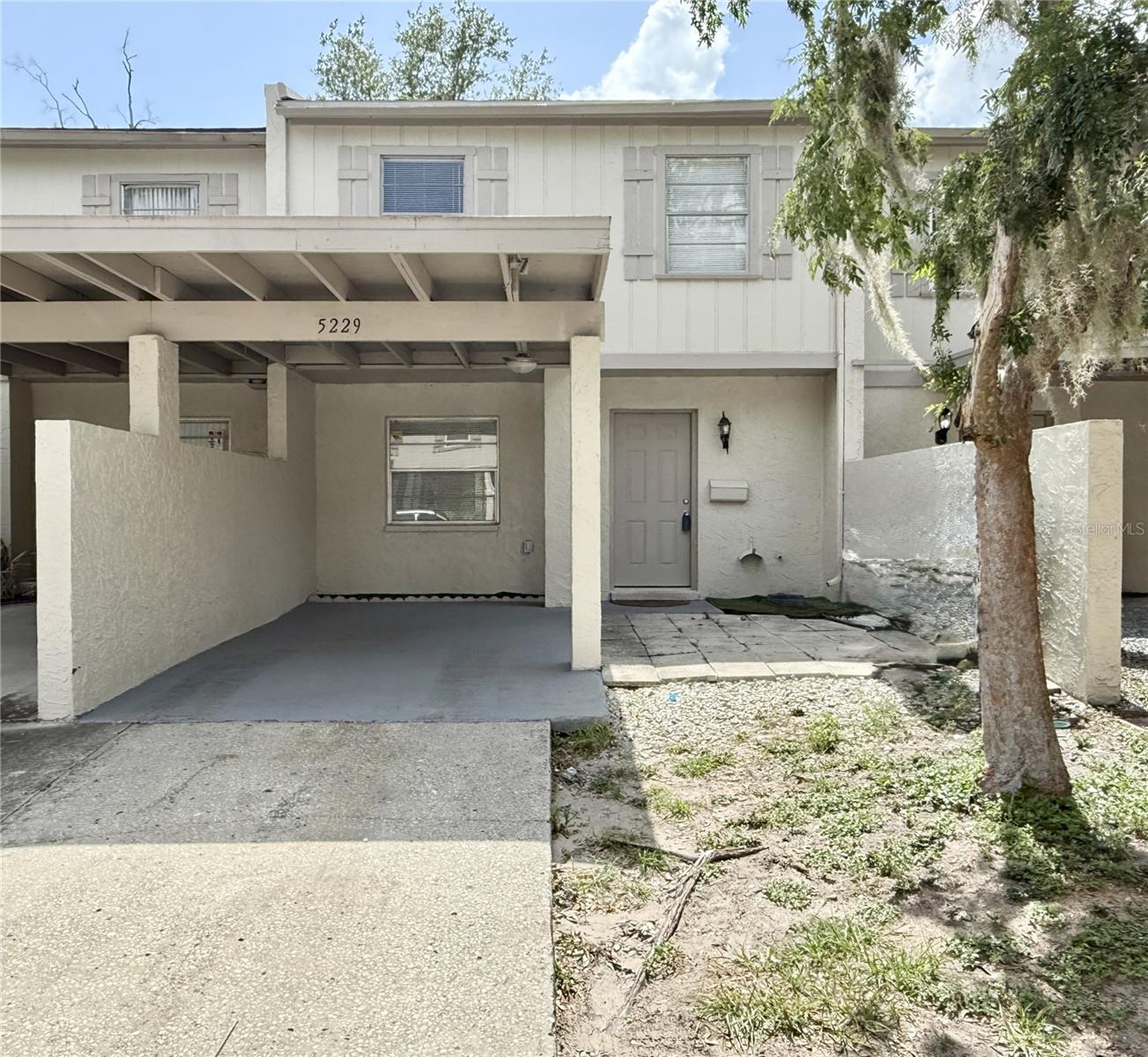 Details for 5229 Tennis Court Circle, TAMPA, FL 33617