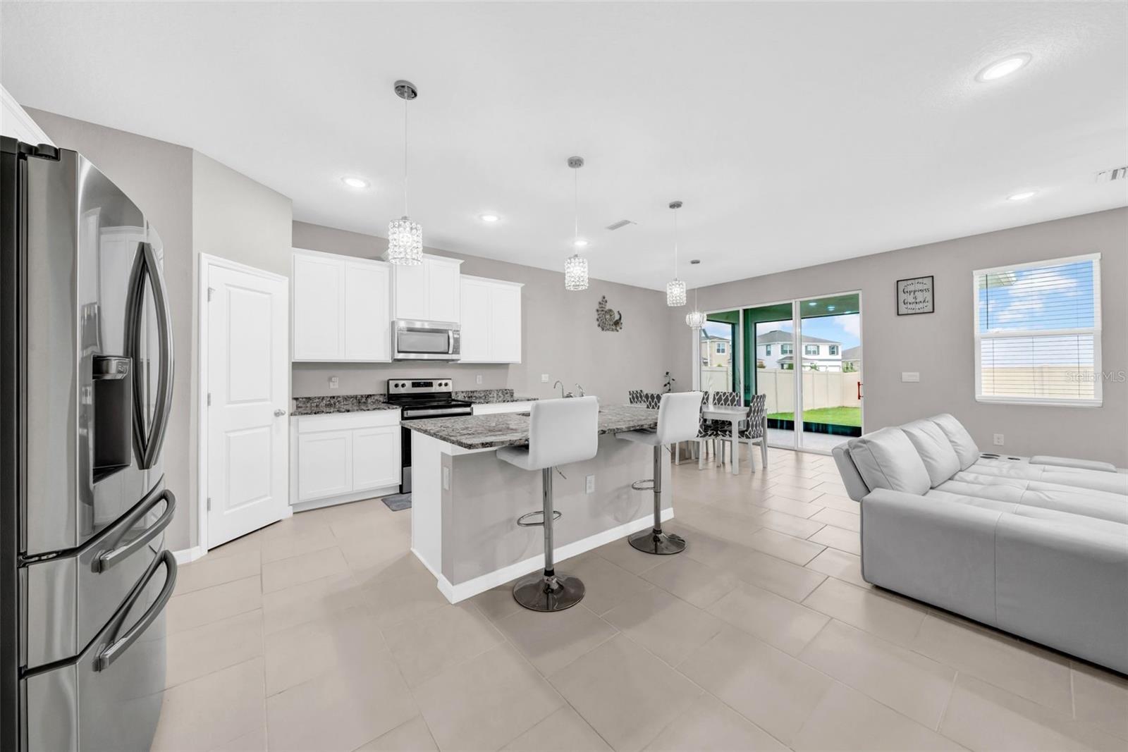 Listing photo id 12 for 32136 Conchshell Sail Street