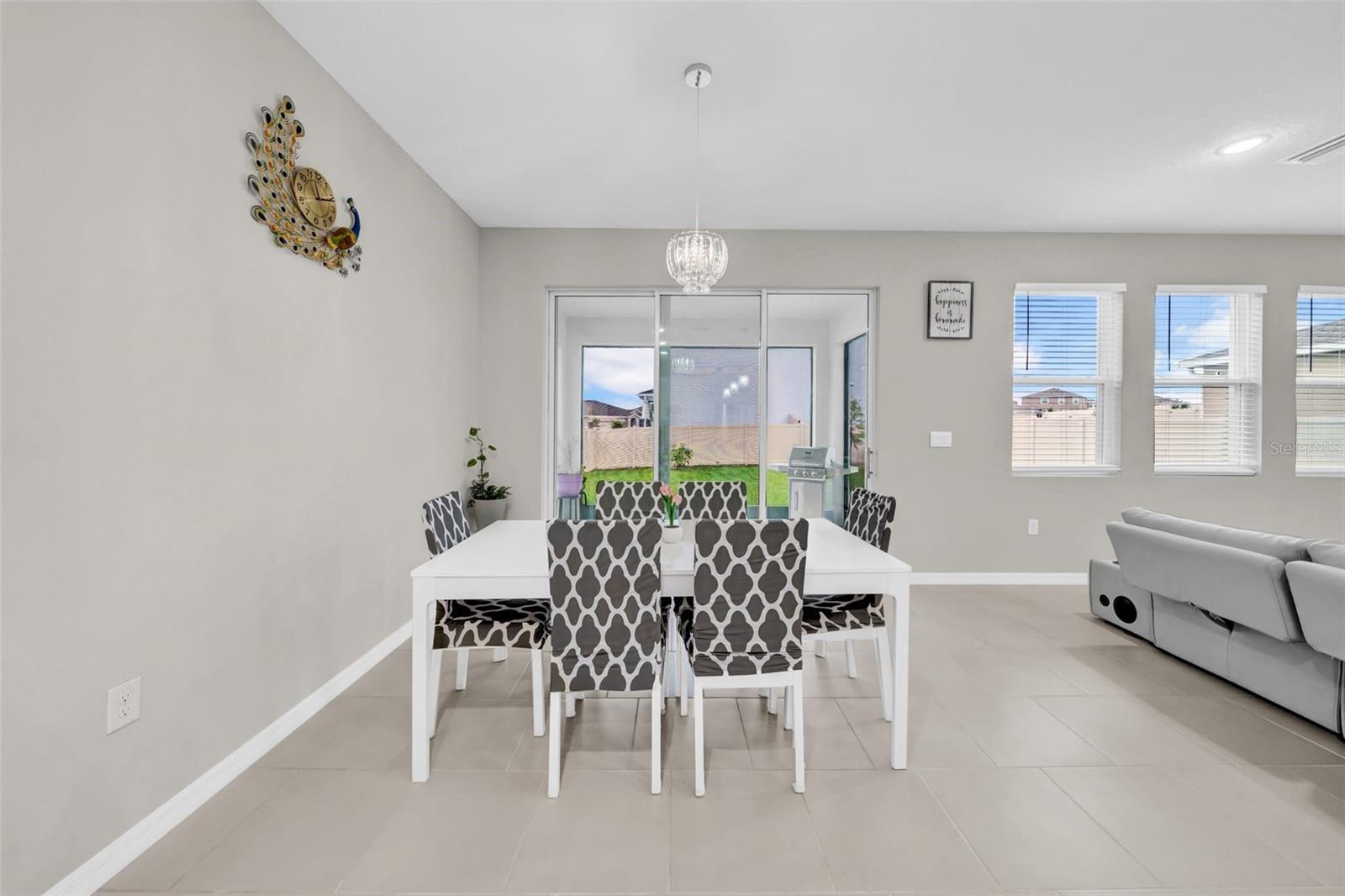 Listing photo id 17 for 32136 Conchshell Sail Street