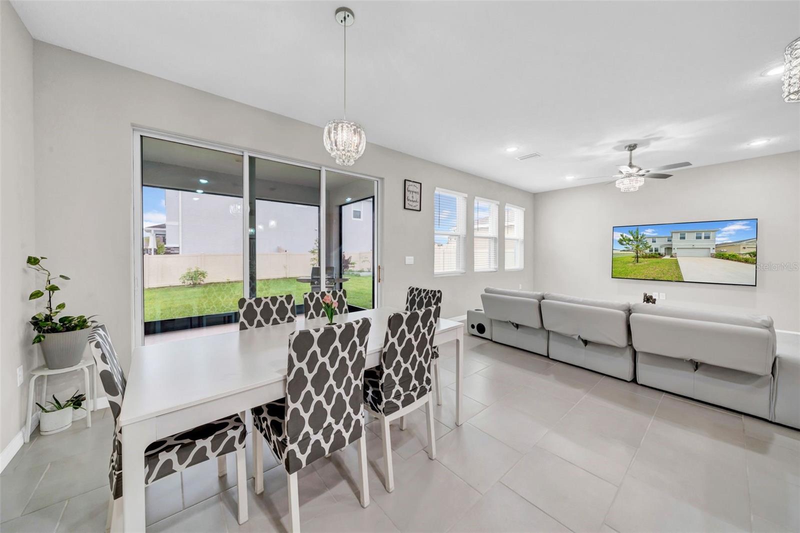 Listing photo id 18 for 32136 Conchshell Sail Street