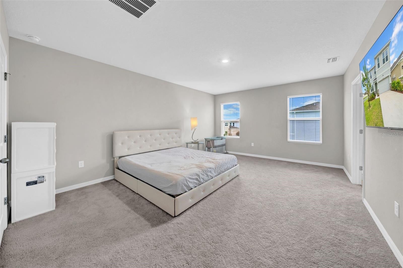 Listing photo id 31 for 32136 Conchshell Sail Street
