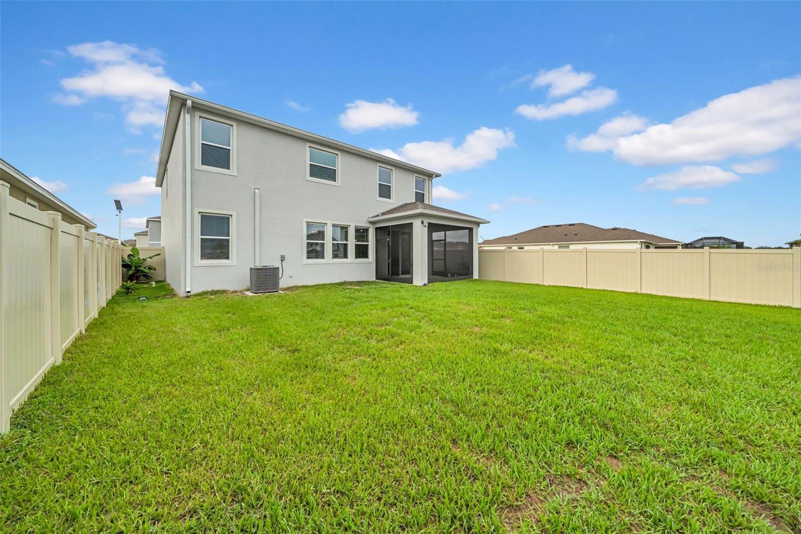 Listing photo id 52 for 32136 Conchshell Sail Street