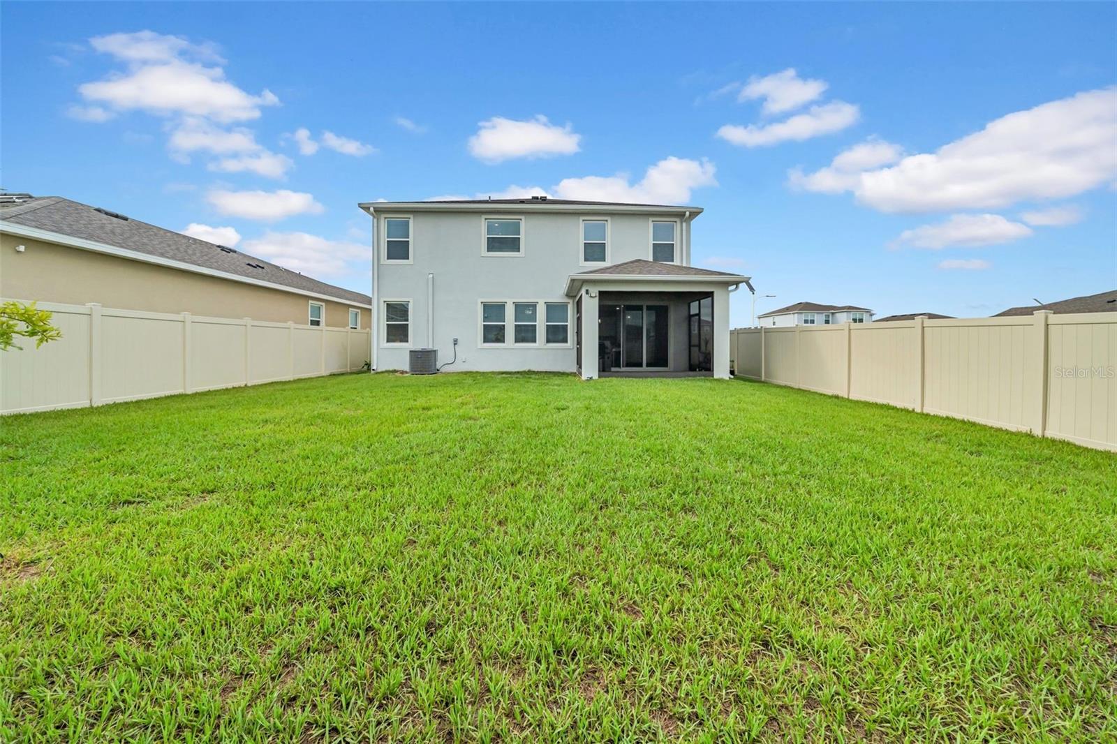 Listing photo id 54 for 32136 Conchshell Sail Street